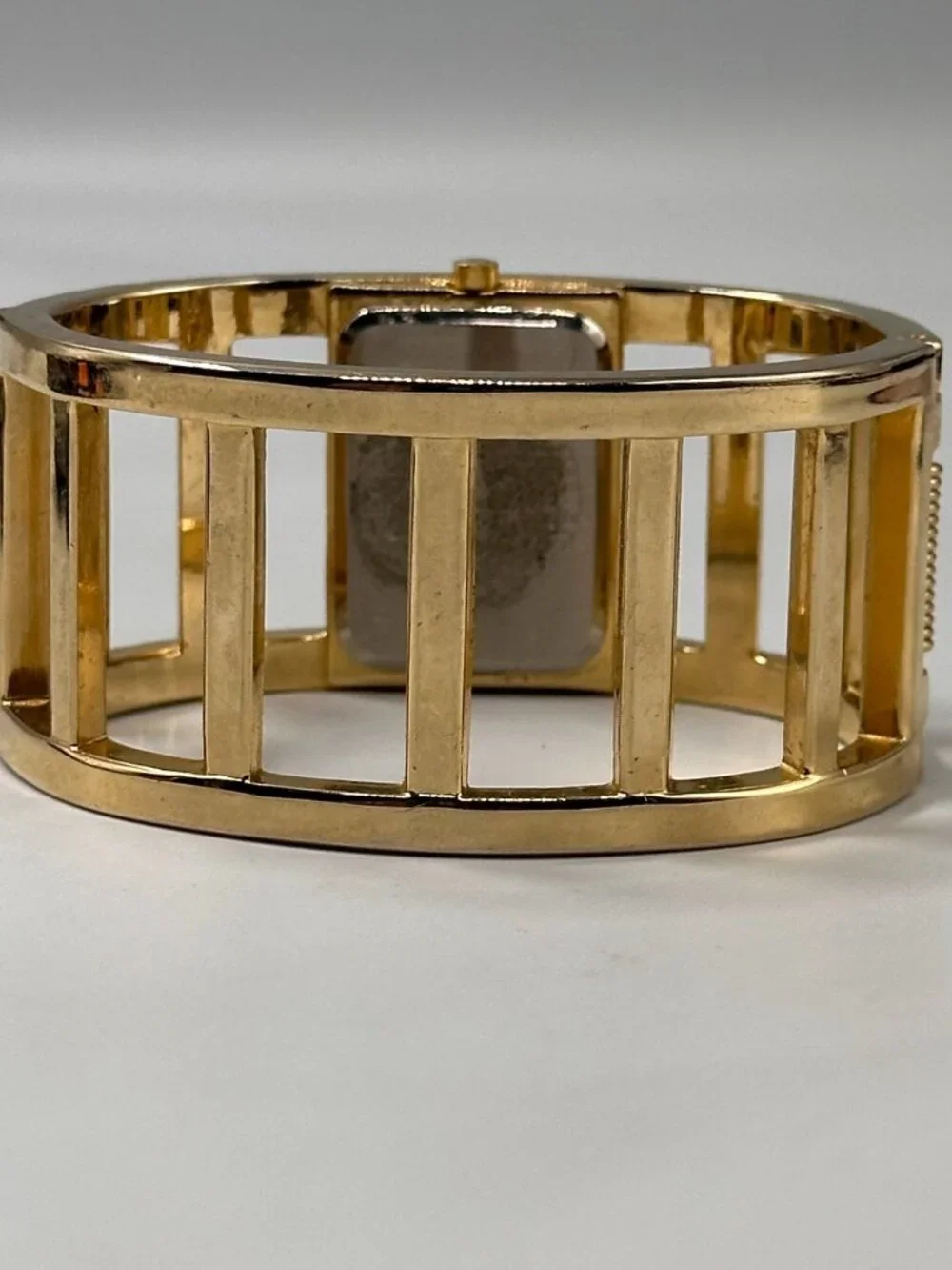 Vernier Watch Women Gold Tone Rhinestone Accents Bangle Band New Battery